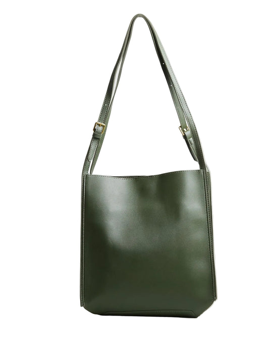 Halbrunde Schultertasche aus Veganem Leder – Elegant & Geräumig für den Alltag