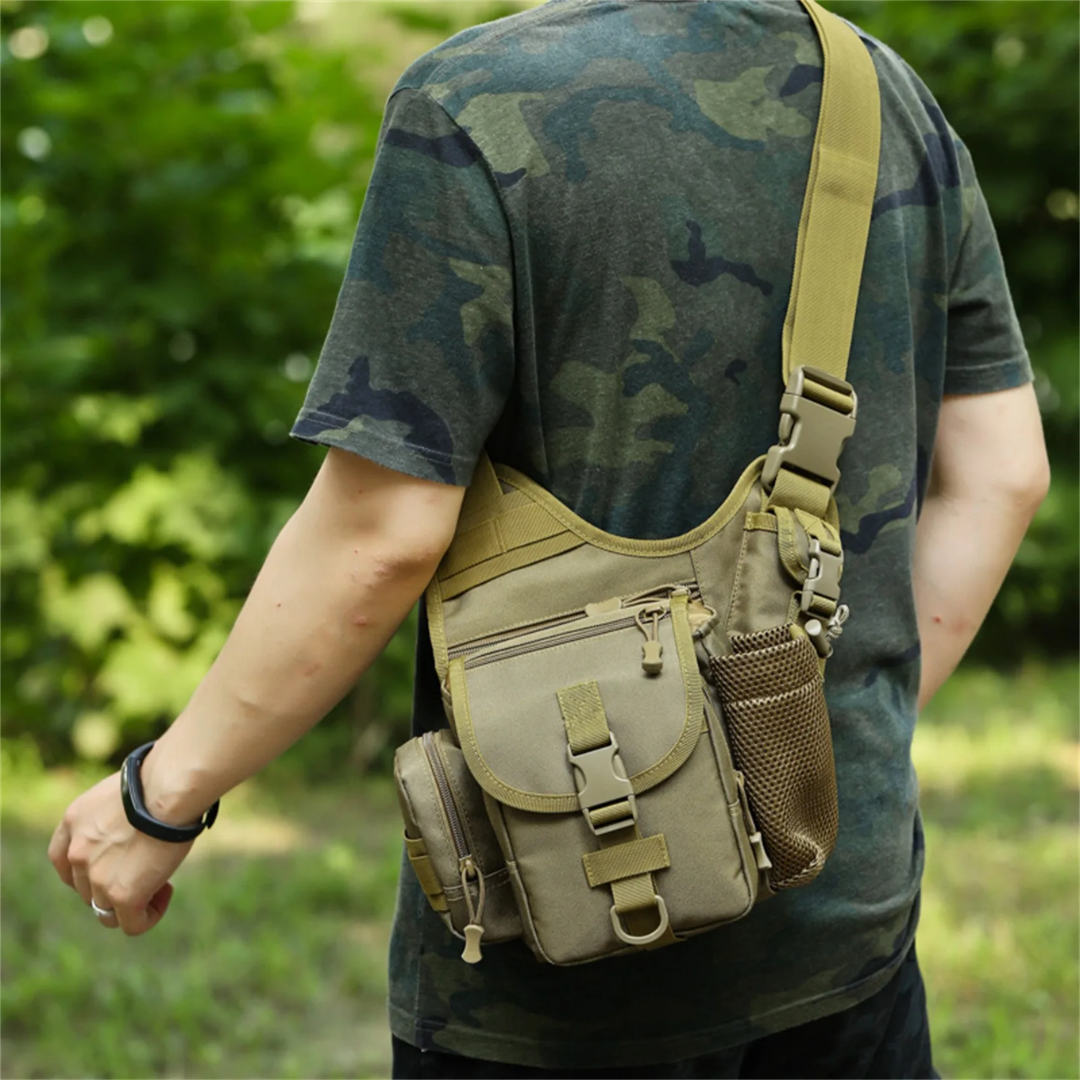 Robuste Umhängetasche klein für Herren – Outdoor & Alltag