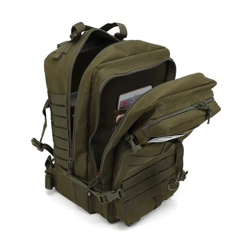 Robuster Notfallrucksack – 50L, wasserdicht & MOLLE-kompatibel