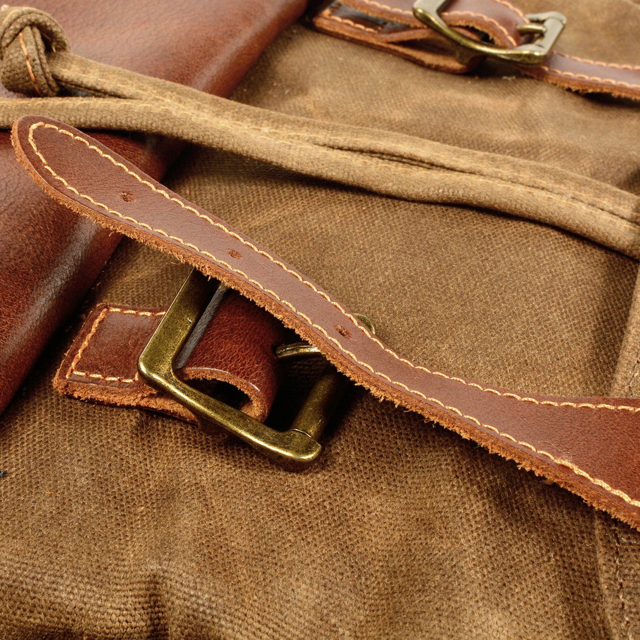 Vintage Canvas Rucksack für Damen & Herren – 30L Wanderrucksack