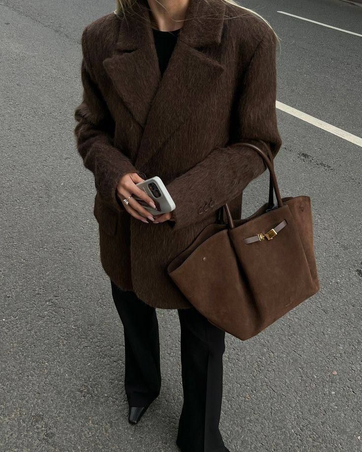 Vegan Wildleder Tote – Elegant & Praktisch für Jeden Anlas