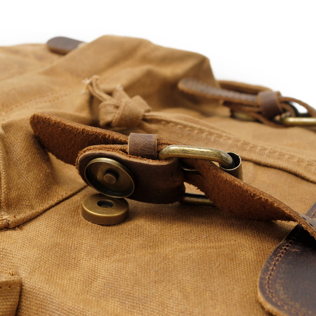 Robuster Canvas Rucksack für Alltag & Abenteuer – 27L