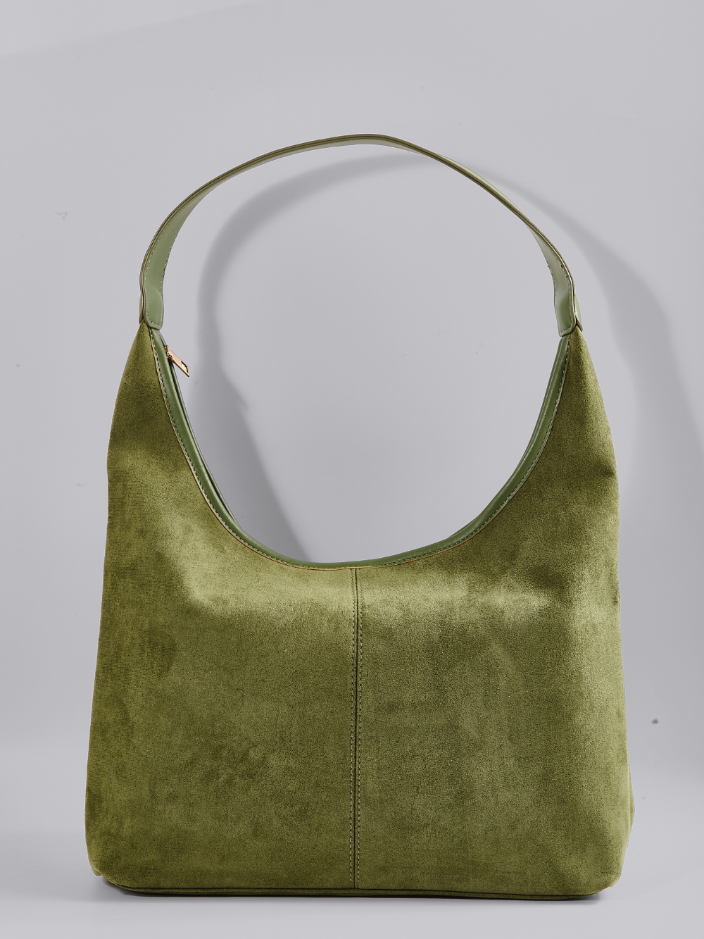 Halbrunde Tote aus Veganem Leder – Stilvoll, Praktisch & Nachhaltig