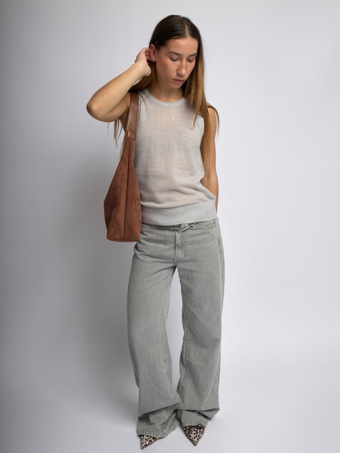 Halbrunde Tote aus Veganem Leder – Stilvoll, Praktisch & Nachhaltig