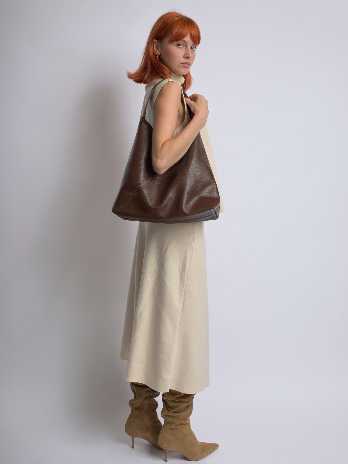 Chic Vegan Suede Handtasche – Zeitlose Eleganz für Damen