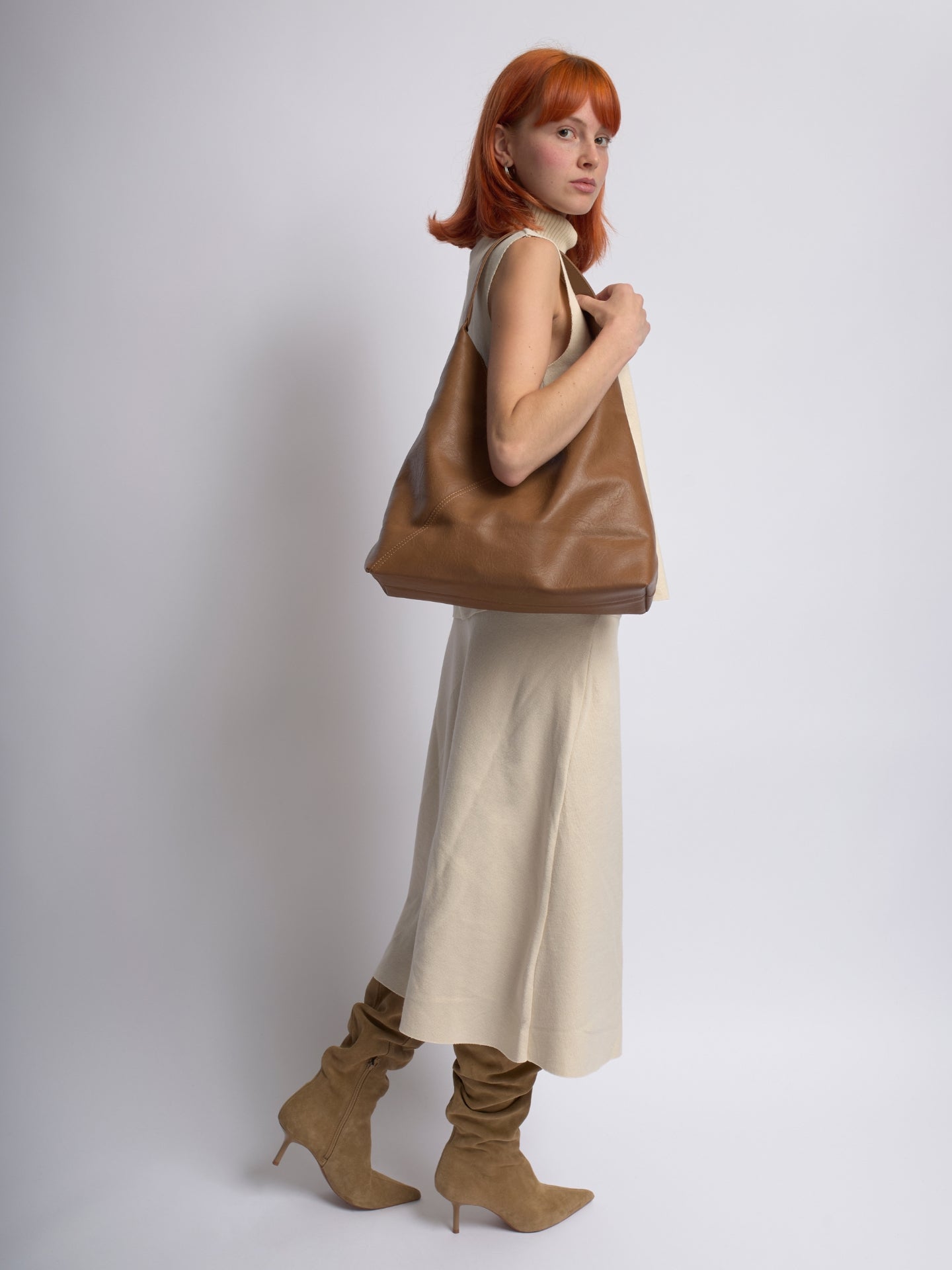 Chic Vegan Suede Handtasche – Zeitlose Eleganz für Damen