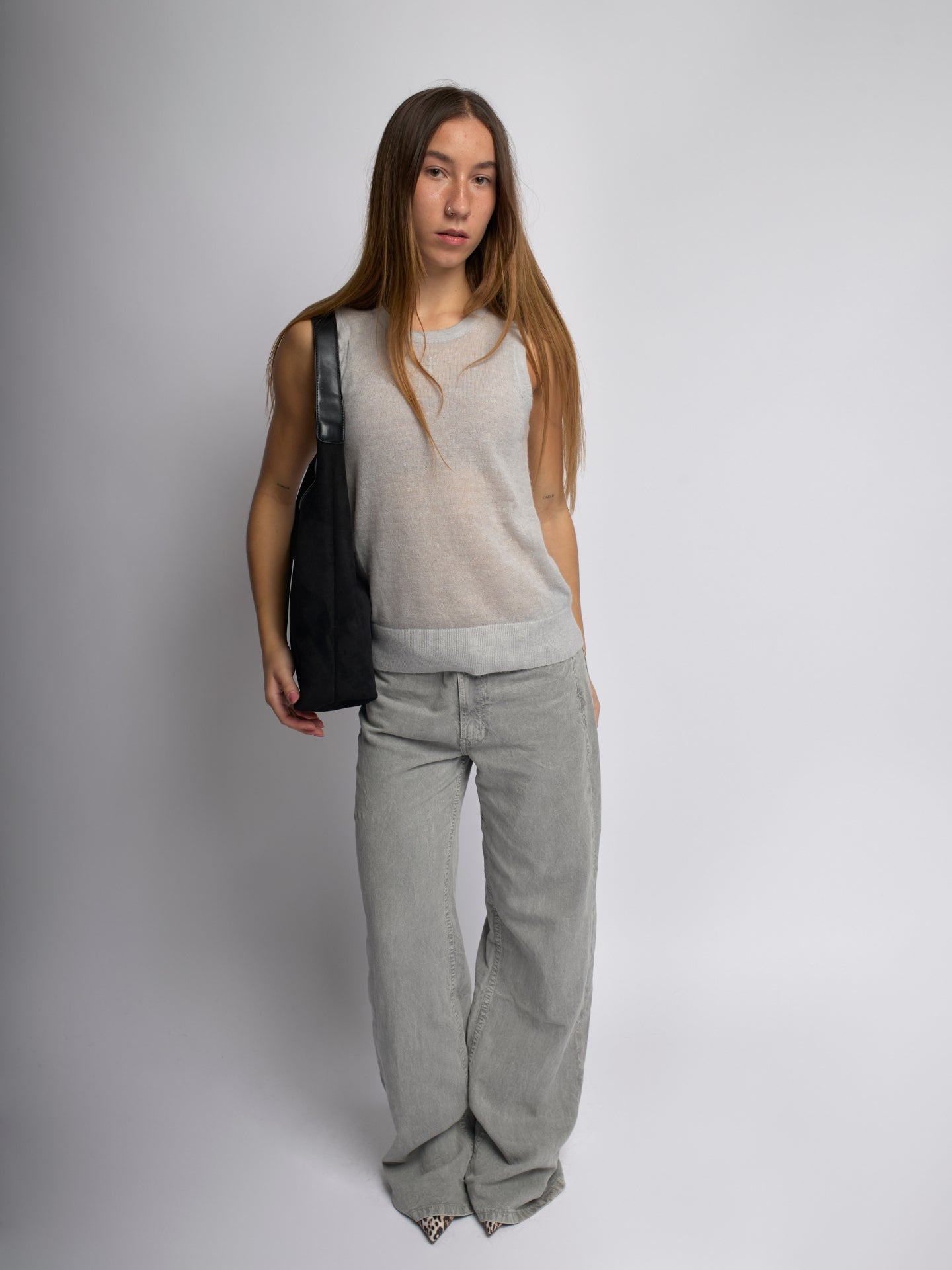Halbrunde Tote aus Veganem Leder – Stilvoll, Praktisch & Nachhaltig