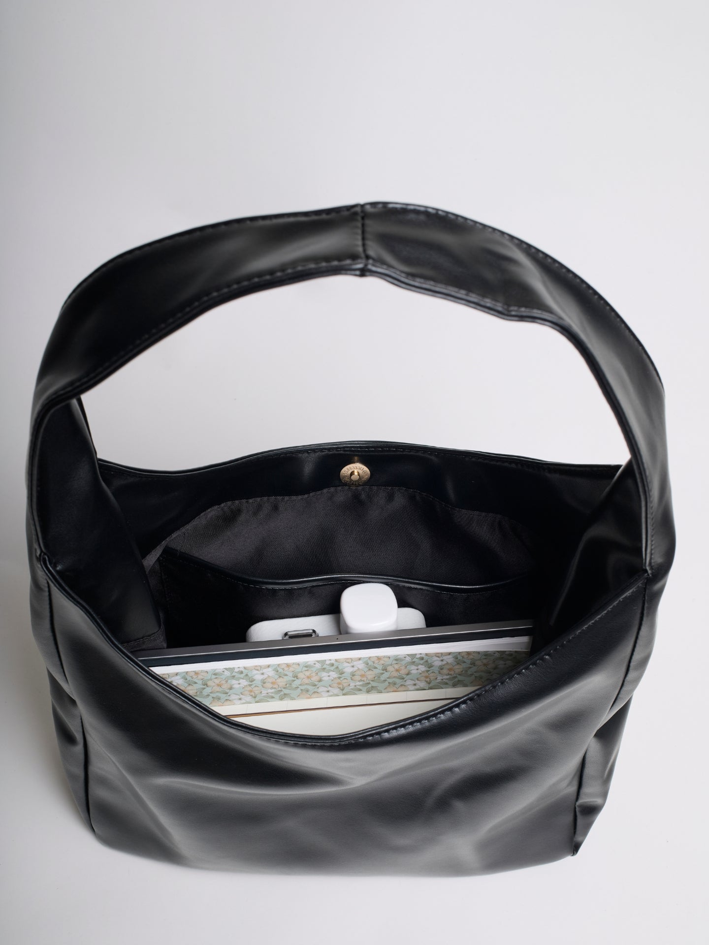Elegante Tote aus Veganem Leder – Geräumig, Stilvoll & Nachhaltig für Jeden Tag