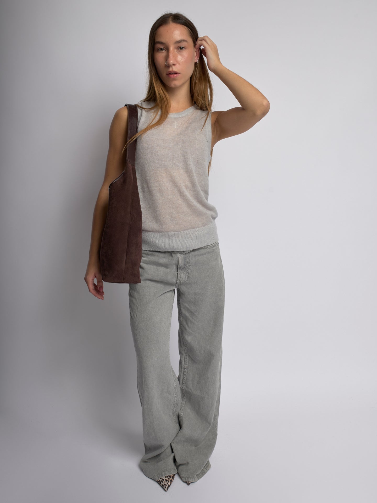 Halbrunde Tote aus Veganem Leder – Stilvoll, Praktisch & Nachhaltig