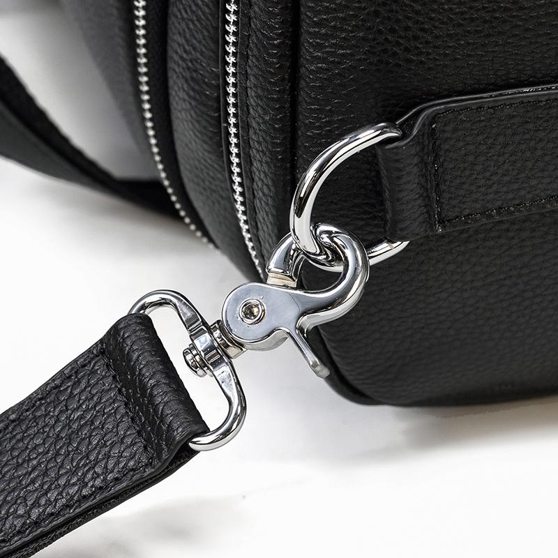 Schwarze Leder-Reisetasche 23L – Vintage