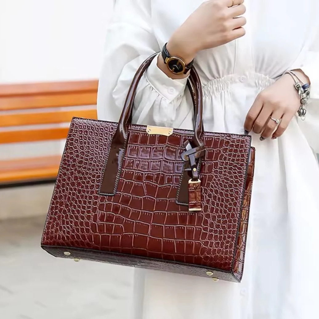 Elegante Tasche mit Krokodil-Print aus veganem Leder 9L