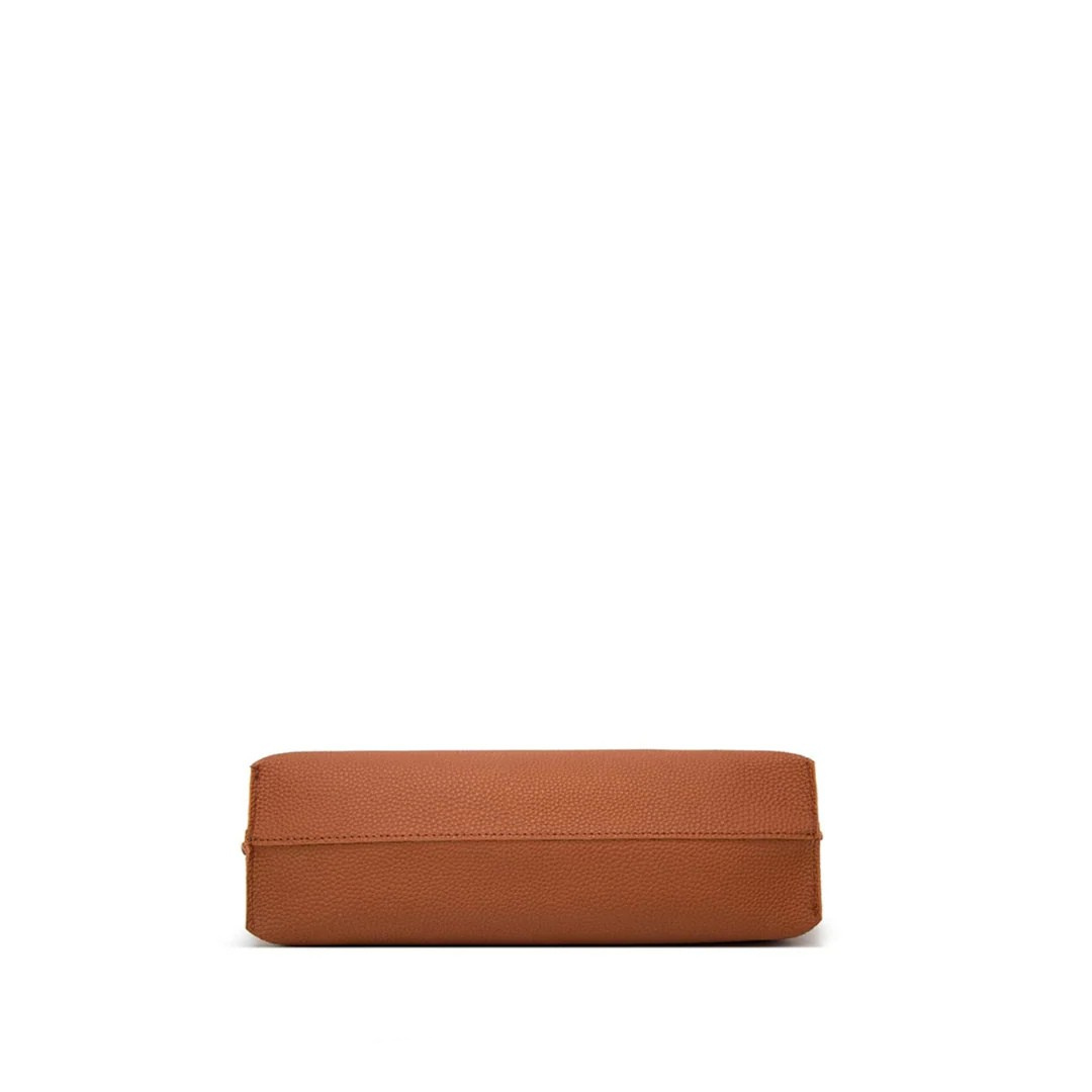 Elegante Umhängetasche aus Leder 16L – geräumig und zeitlos