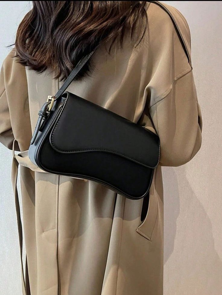 Luxuriöse Schultertasche aus Veganem Leder – Zeitlose Eleganz für Jeden Anlass