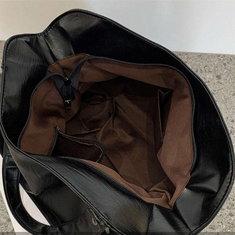 Vegan Schultertasche – Minimalistisch, Elegant & Alltagstauglich