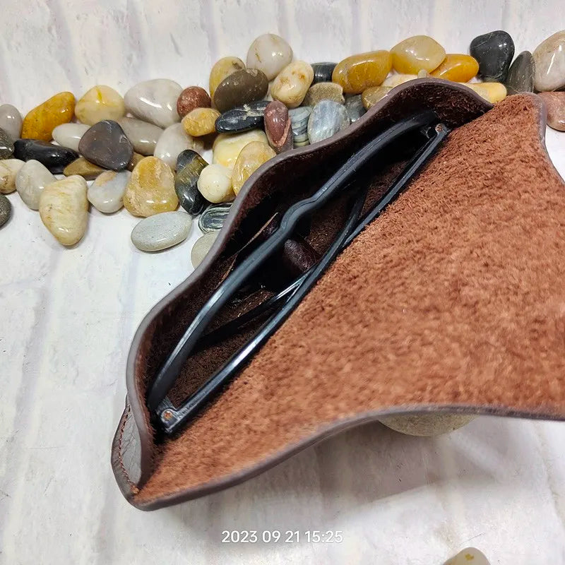 Gürteltasche mit Brillenetui aus Echtleder – kompakt