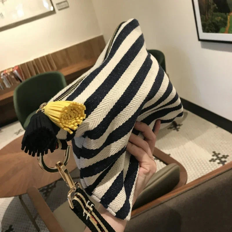 Kulturtasche mit Streifen & Quaste – Canvas Kosmetiktasche