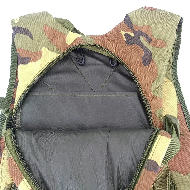 Ultraleichter Wanderrucksack im Armee-Stil 15L mit Molle