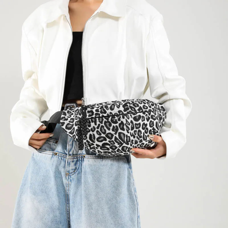 Gürteltasche Damen Leopard Canvas – modisch & praktisch