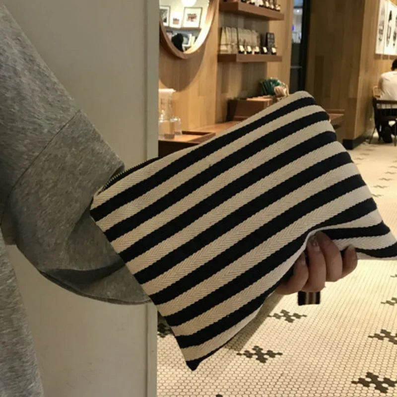 Kulturtasche mit Streifen & Quaste – Canvas Kosmetiktasche