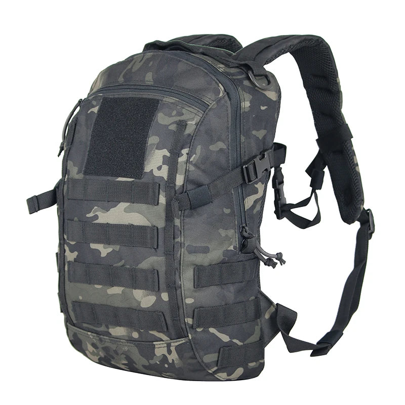 Wasserdichter Rucksack 20L – TrekGuard für Outdoor-Abenteuer