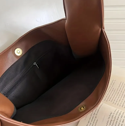 Braun-Schwarze Leder Handtasche – Zeitlos, Elegant & Mit Verstellbarem Schulterriemen