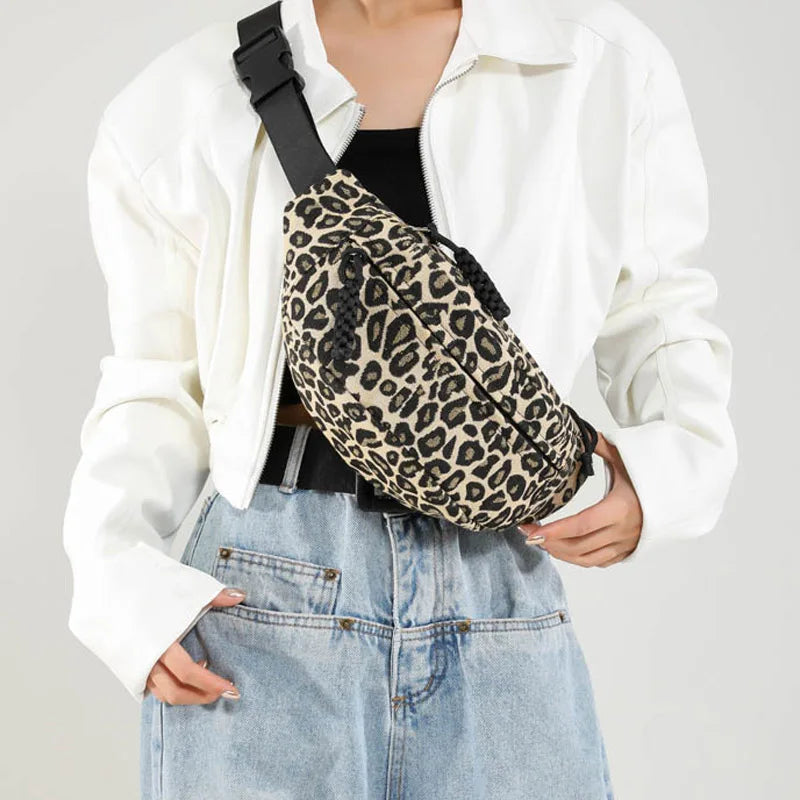 Gürteltasche Damen Leopard Canvas – modisch & praktisch