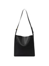 Halbrunde Schultertasche aus Veganem Leder – Elegant & Geräumig für den Alltag