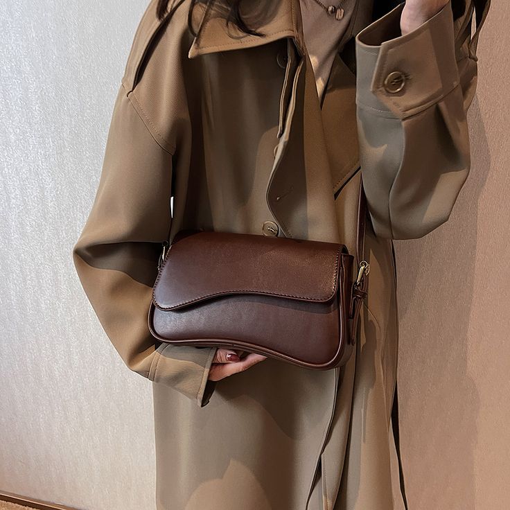 Luxuriöse Schultertasche aus Veganem Leder – Zeitlose Eleganz für Jeden Anlass