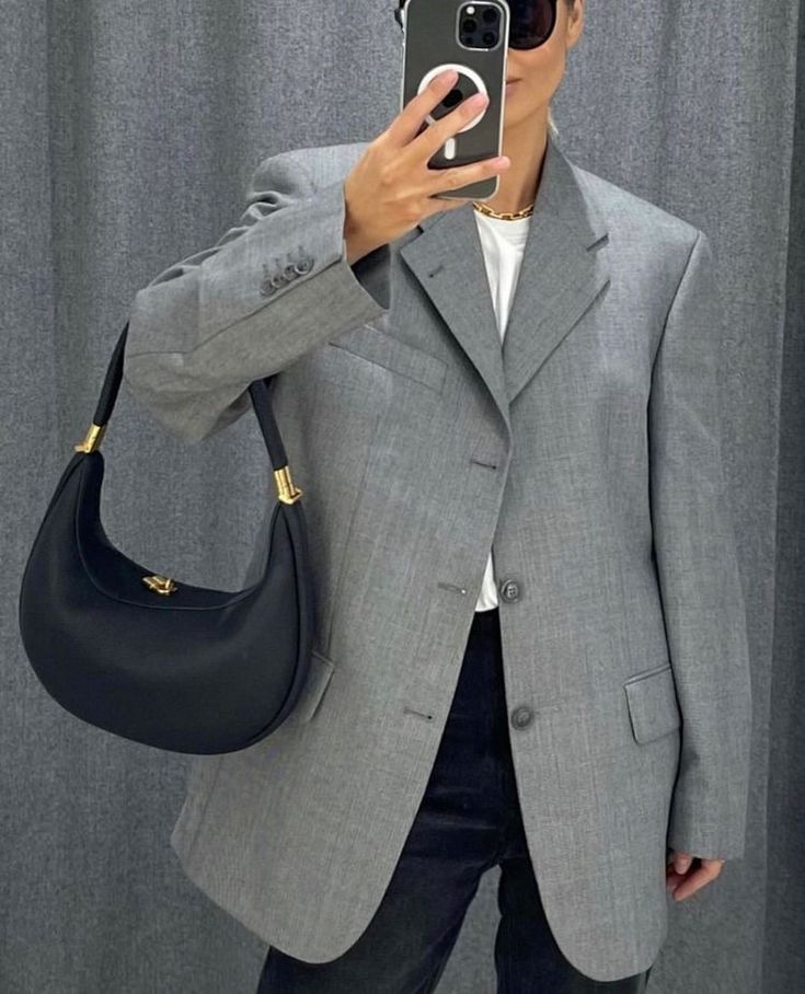 Mini Tote aus Vegan Suede – Kompakte & Edle Handtasche