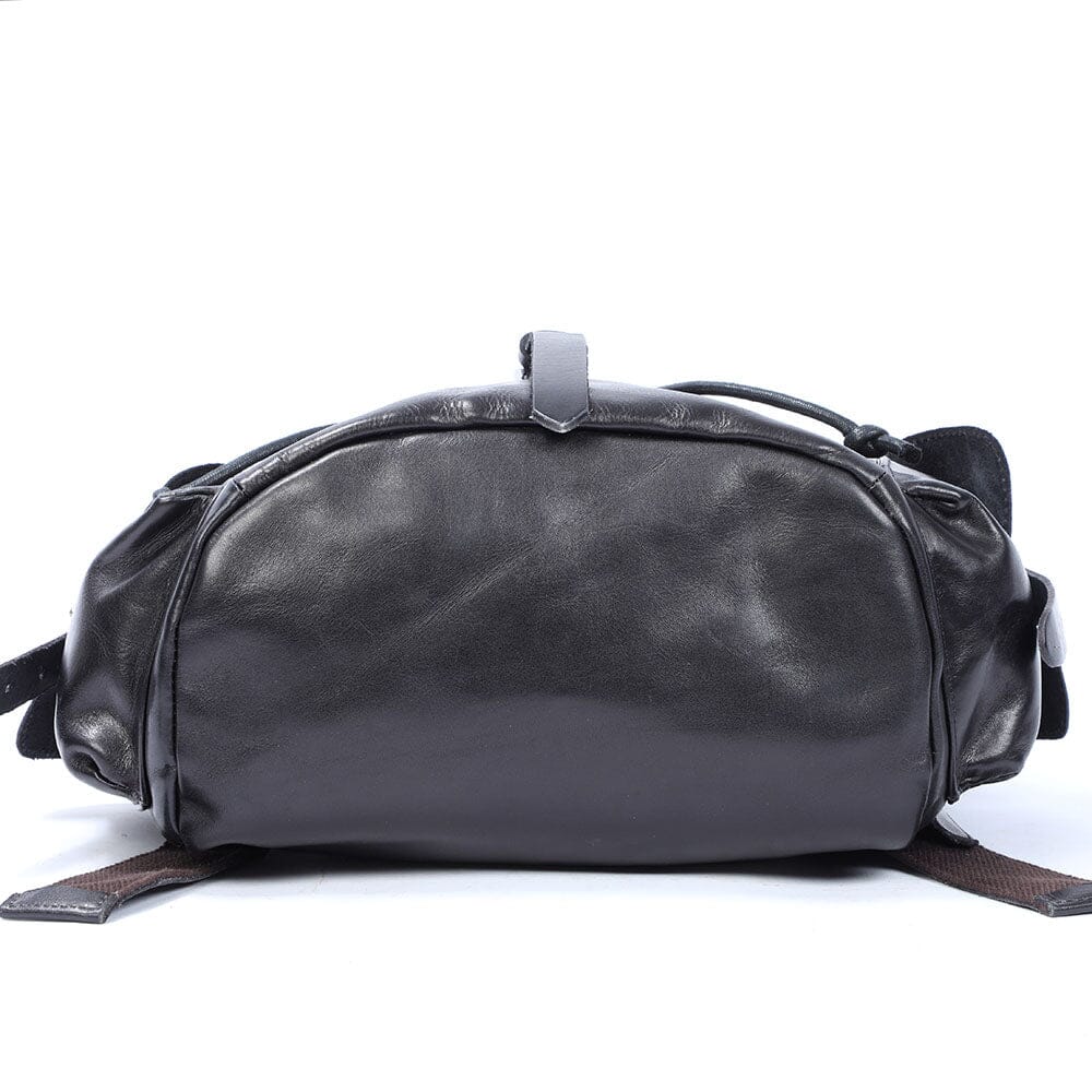 Kleiner schwarzer Leder Rucksack 12L Velaro – Vintage Daypack