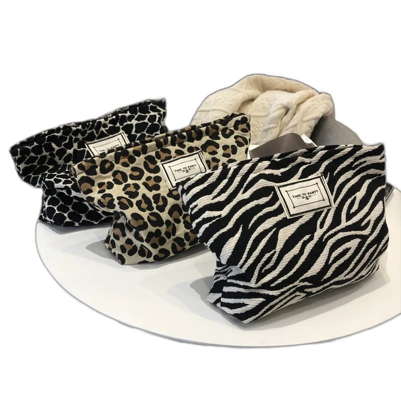 Kulturtasche Damen Leopard Canvas – Wasserdicht & 